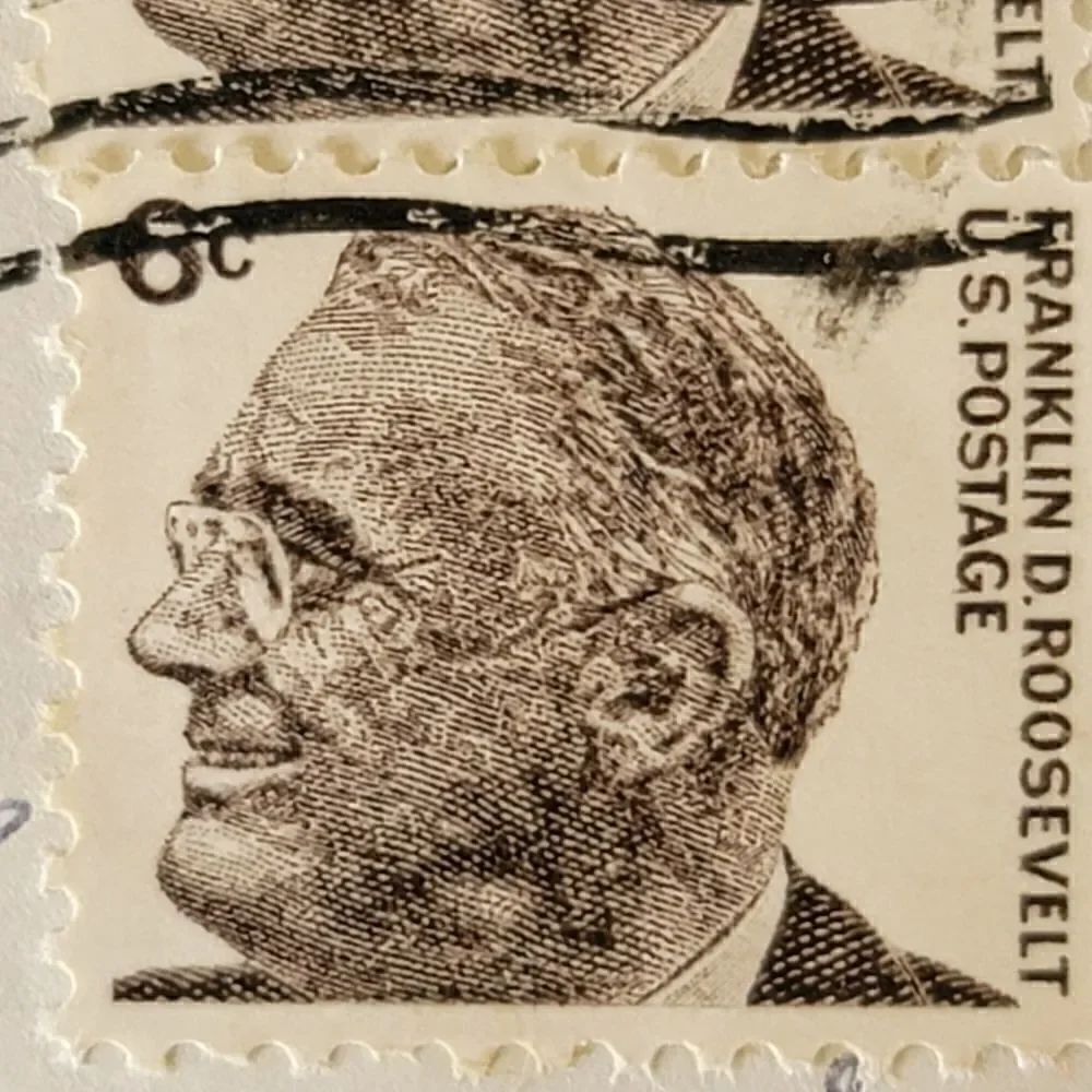 Franklin D.Β Roosevelt U.S. Postageβ6βcentβstampβbundleβofβ2β1970